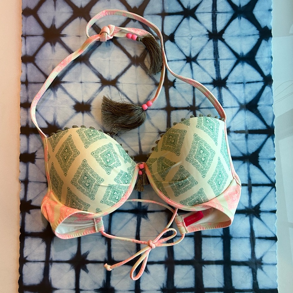 Victoria’s Secret Boho Push-up Bikini Top